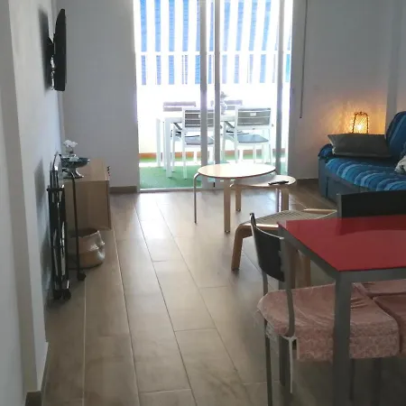 Bonito Piso En Primera Linea De Playa 阿尔姆尼卡