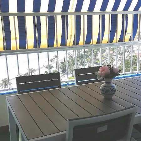 Bonito Piso En Primera Linea De Playa Apartment *